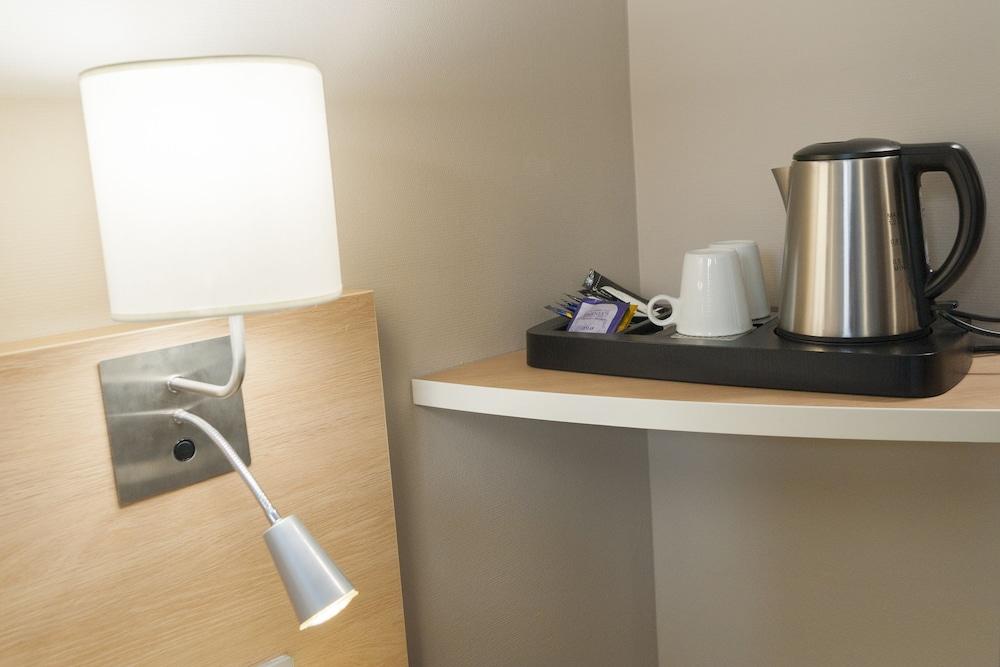 Brit Hotel Macon Centre Gare Екстер'єр фото