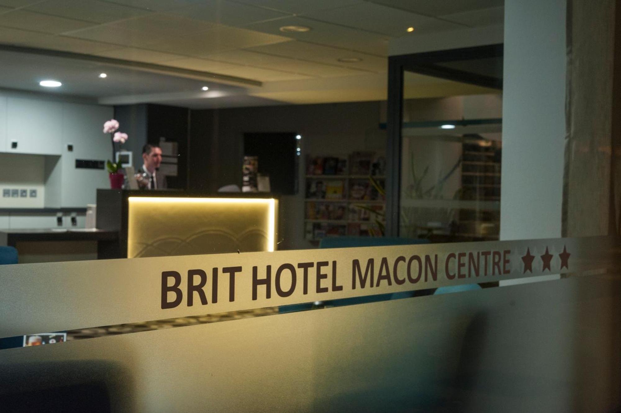 Brit Hotel Macon Centre Gare Екстер'єр фото