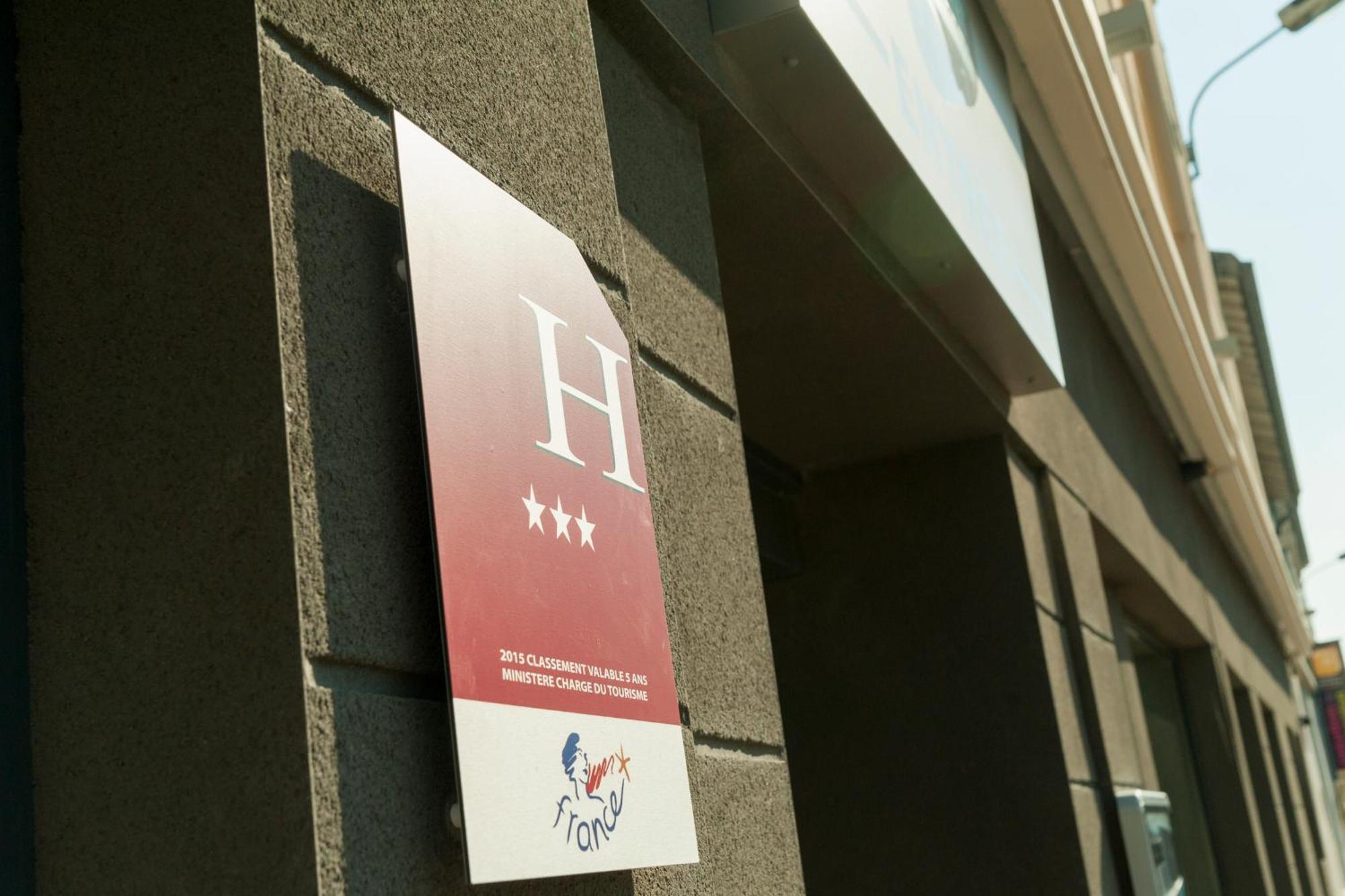 Brit Hotel Macon Centre Gare Екстер'єр фото