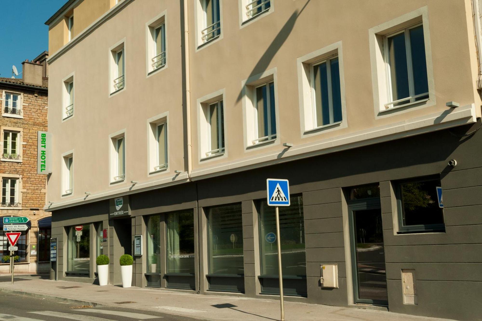 Brit Hotel Macon Centre Gare Екстер'єр фото