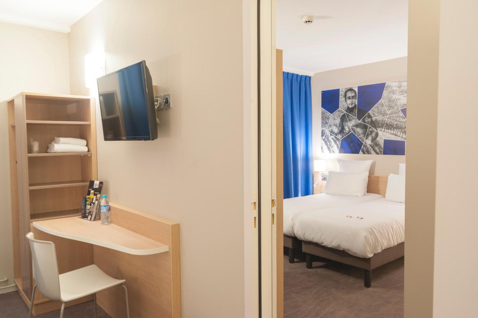 Brit Hotel Macon Centre Gare Екстер'єр фото
